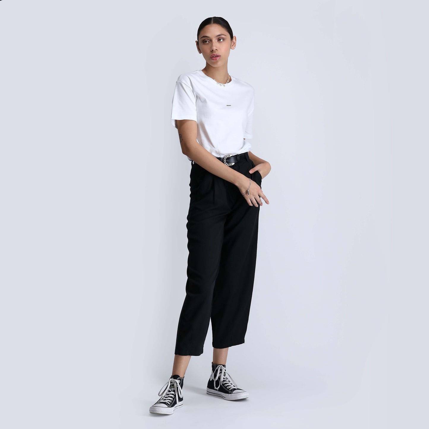 Playera Blanca Trust Basics